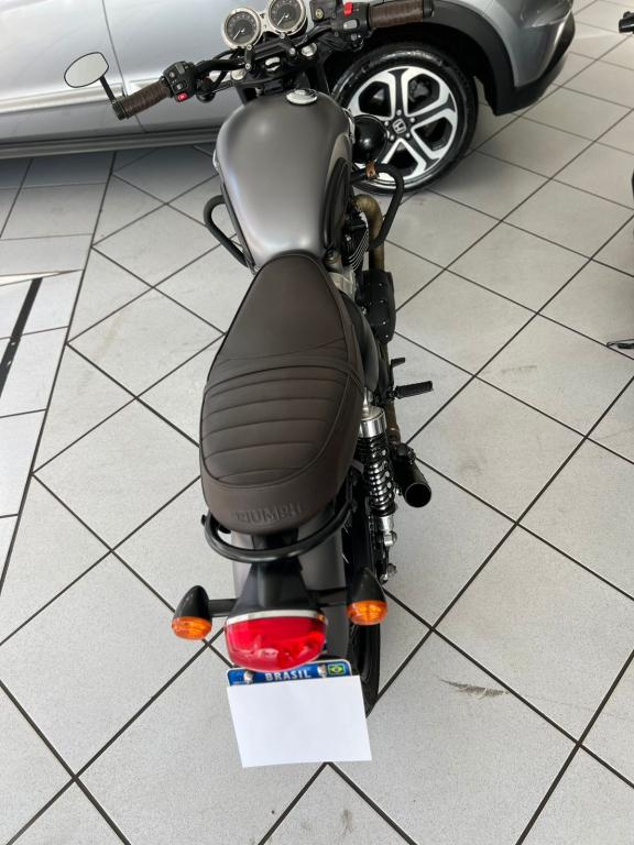 TRIUMPH Boneville T120 1200 - Foto