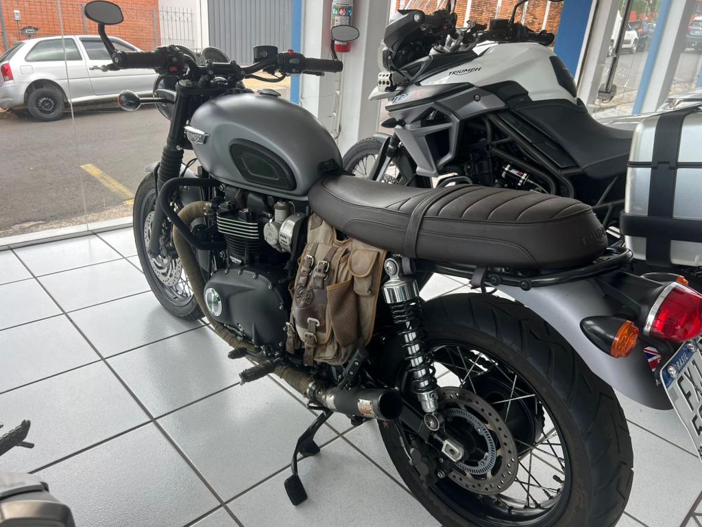 TRIUMPH Boneville T120 1200 - Foto