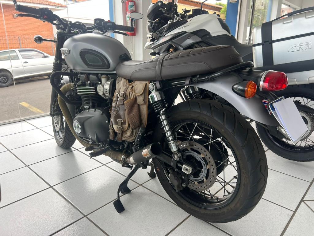 TRIUMPH Boneville T120 1200 - Foto