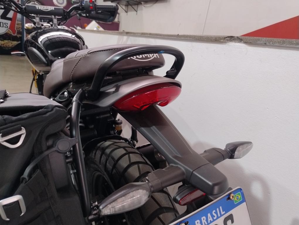 TRIUMPH Scrambler 400X - Foto