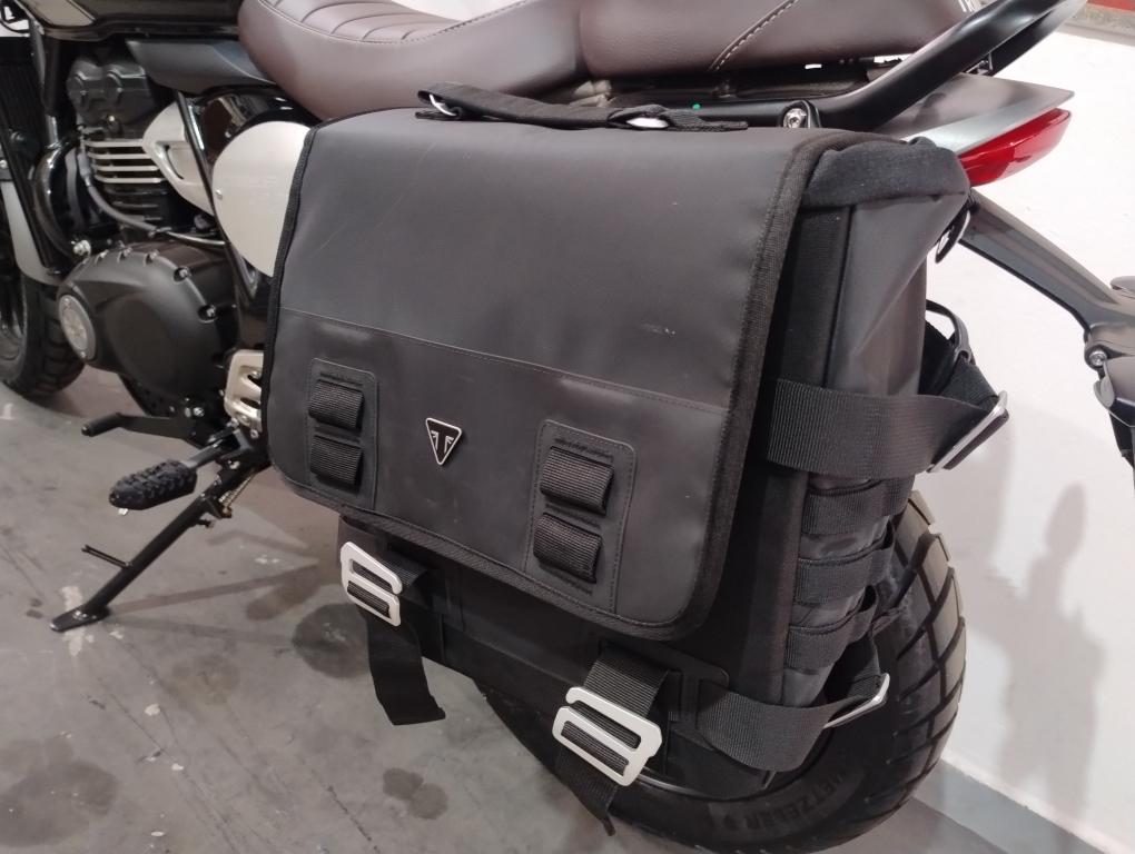 TRIUMPH Scrambler 400X - Foto