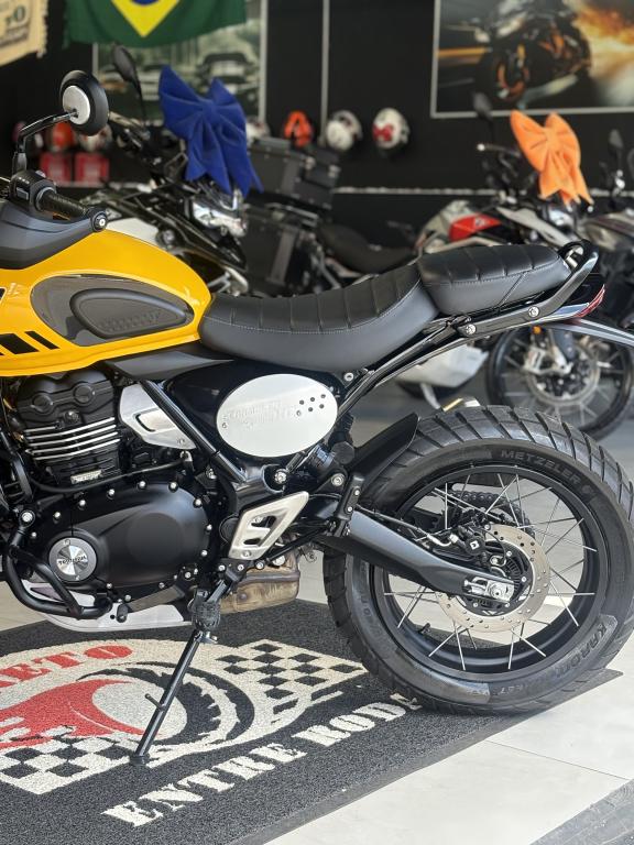TRIUMPH Scrambler 400X - Foto