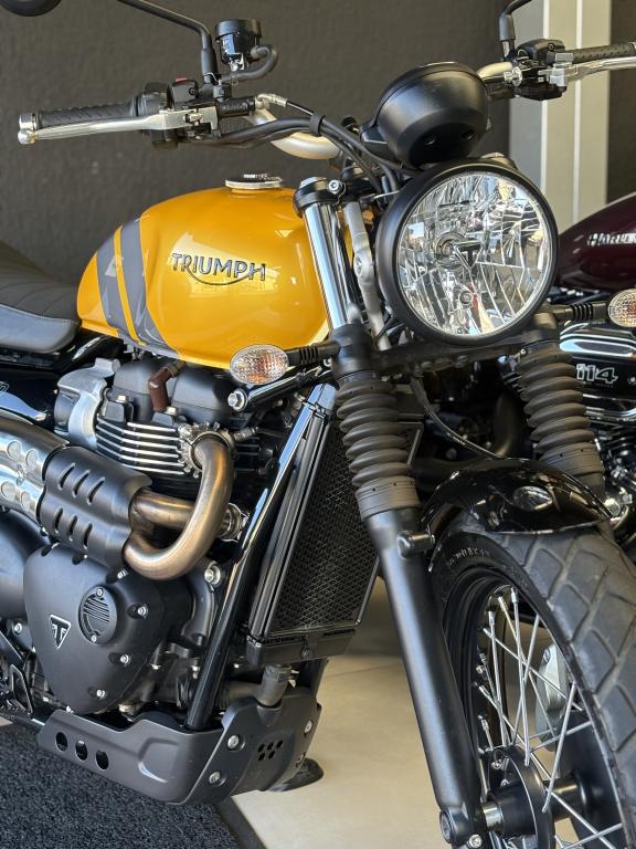 TRIUMPH Street Scrambler 900 - Foto
