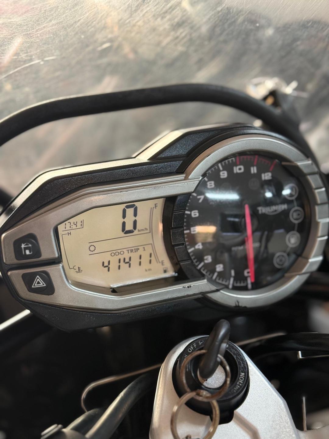 TRIUMPH Tiger 1200 - Foto