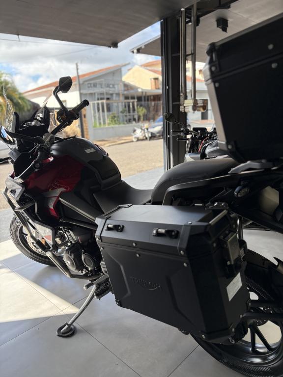TRIUMPH Tiger 1200 - Foto