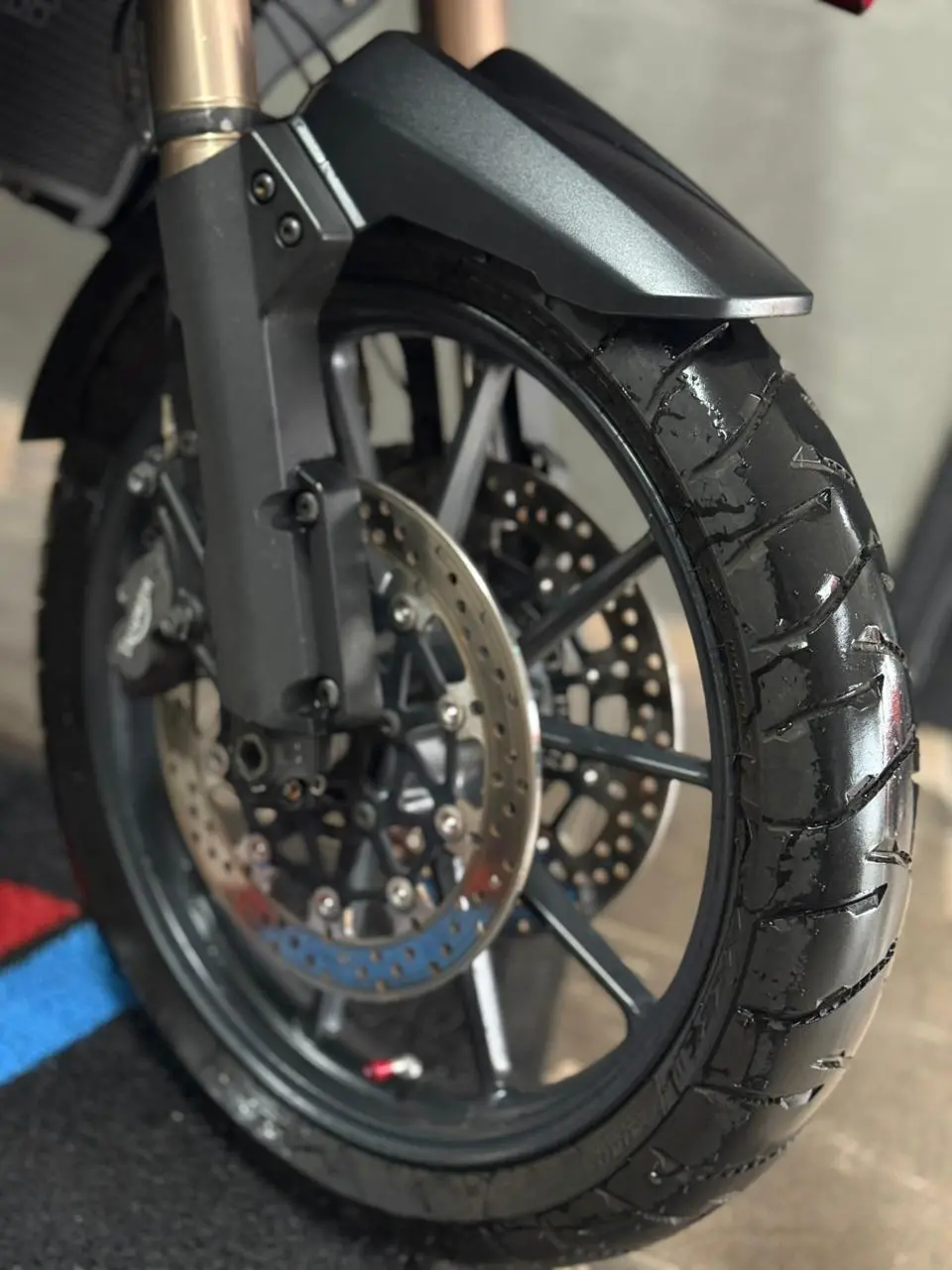 TRIUMPH Tiger 1200 - Foto