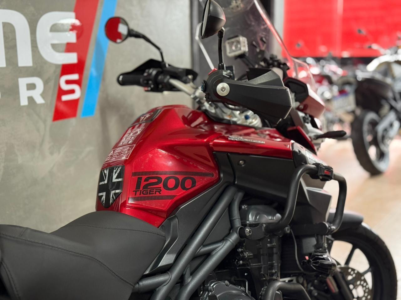 TRIUMPH Tiger 1200 - Foto