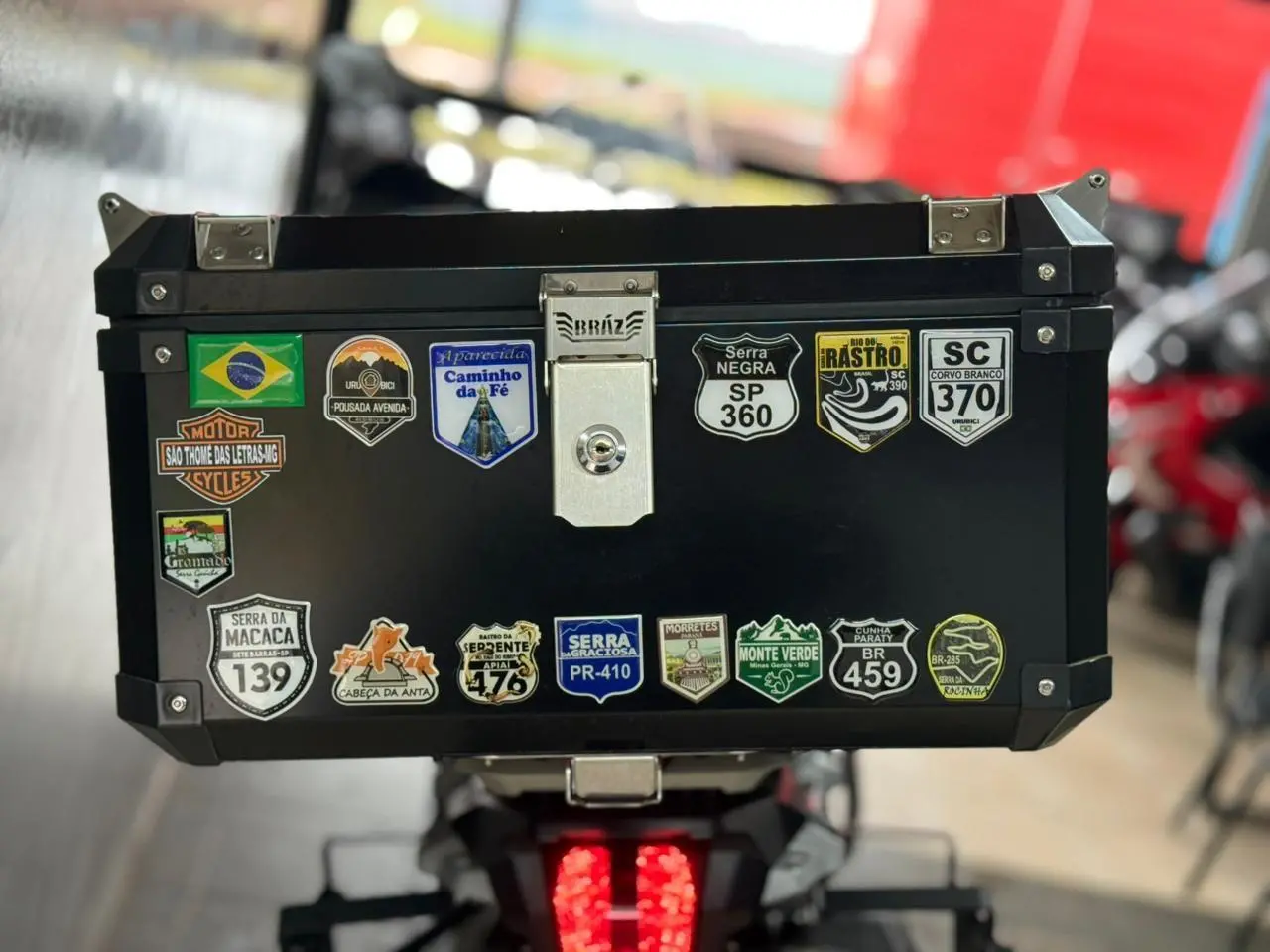 TRIUMPH Tiger 1200 - Foto