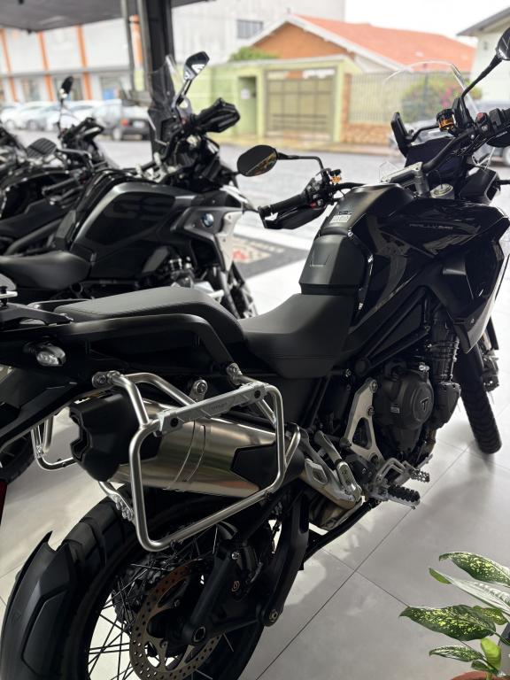 TRIUMPH Tiger 1200 - Foto