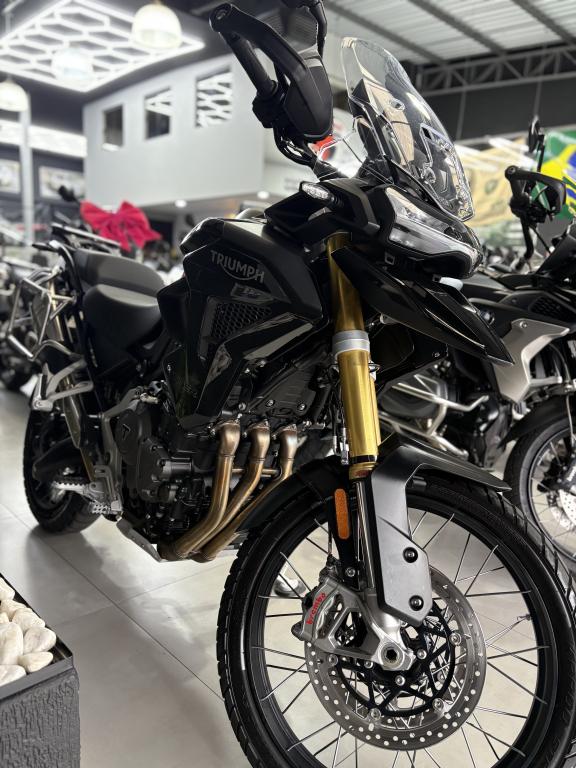 TRIUMPH Tiger 1200 - Foto