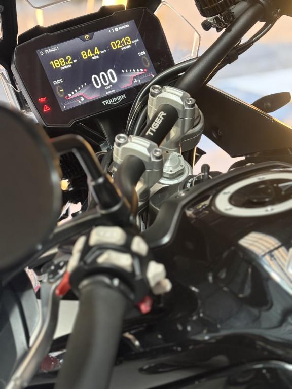 TRIUMPH Tiger 900 GT - Foto