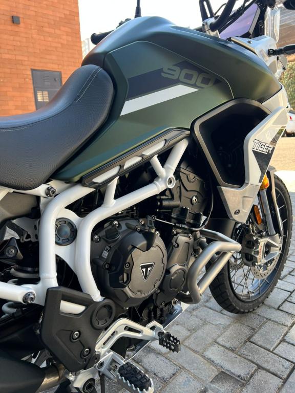 TRIUMPH Tiger 900 - Foto