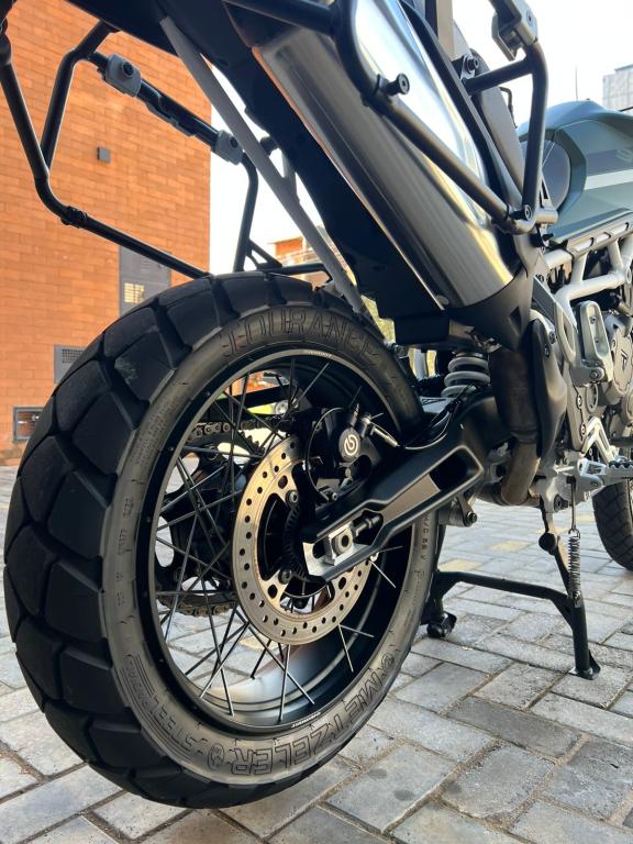 TRIUMPH Tiger 900 - Foto