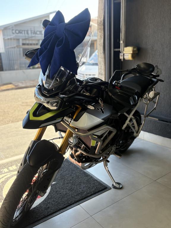 TRIUMPH Tiger 900 - Foto