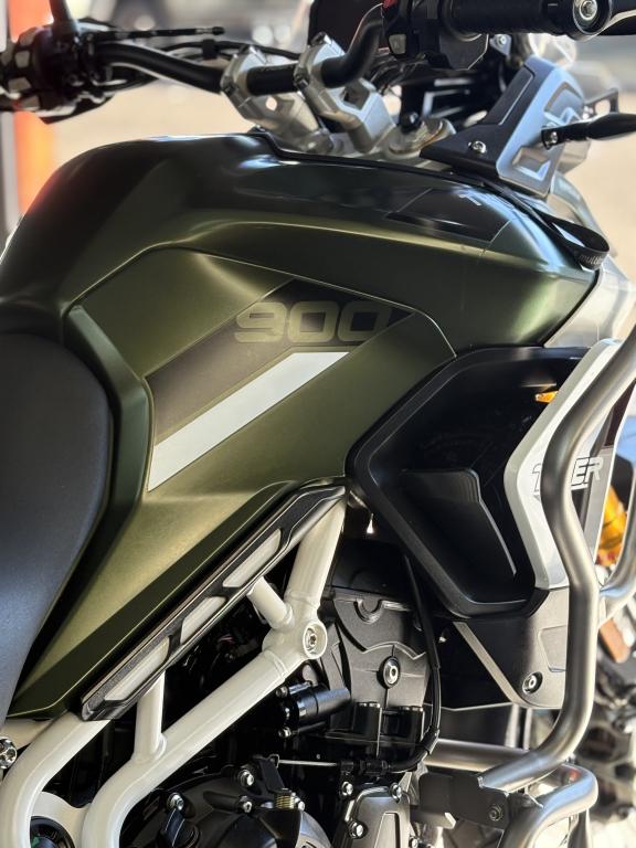 TRIUMPH Tiger 900 - Foto