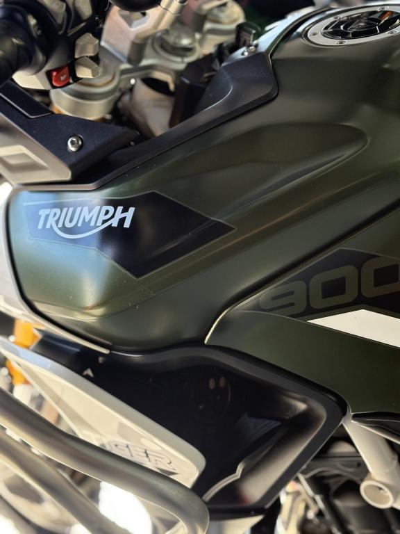 TRIUMPH Tiger 900 - Foto