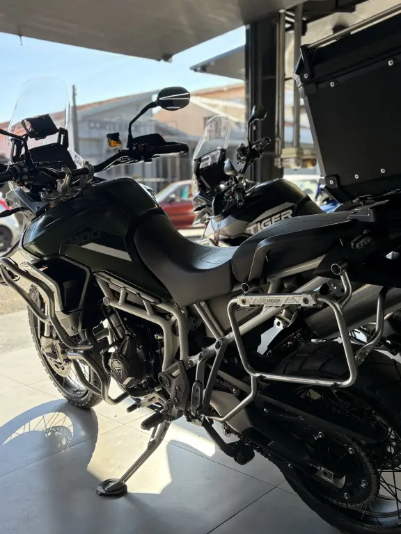TRIUMPH Tiger 900 - Foto