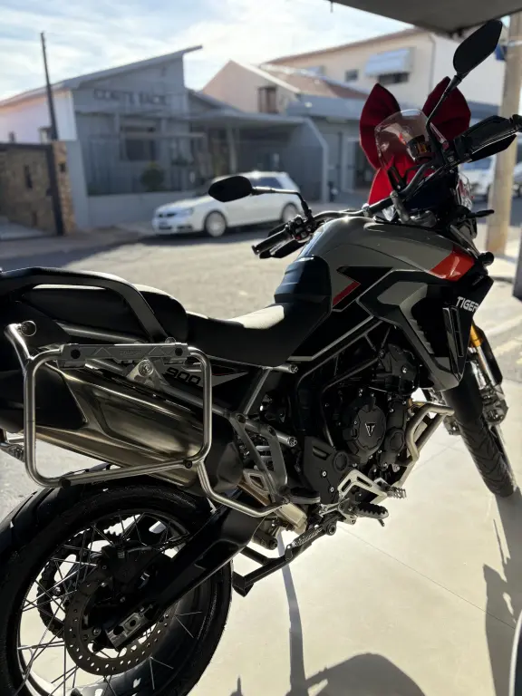 TRIUMPH Tiger 900 - Foto