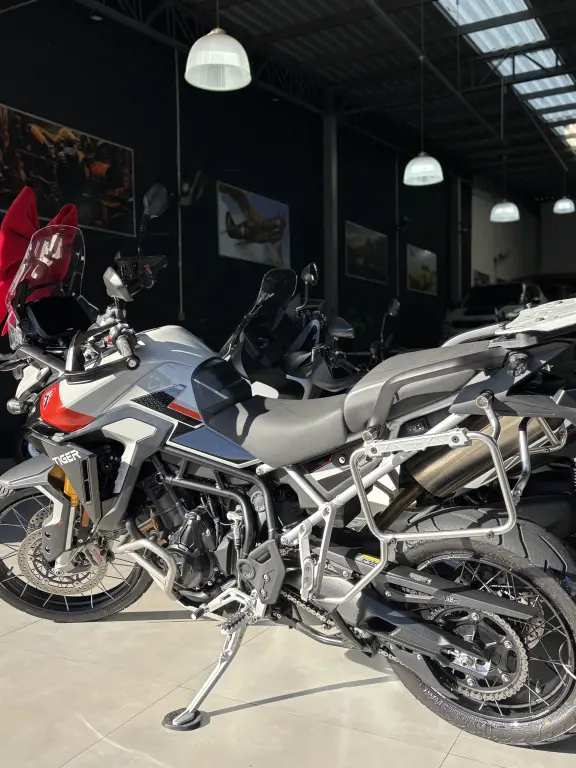 TRIUMPH Tiger 900 - Foto