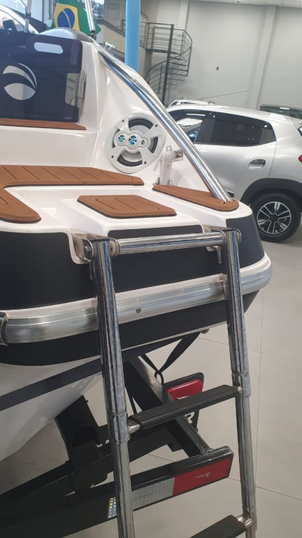 VENTURA MARINE 195 Crossover - Foto