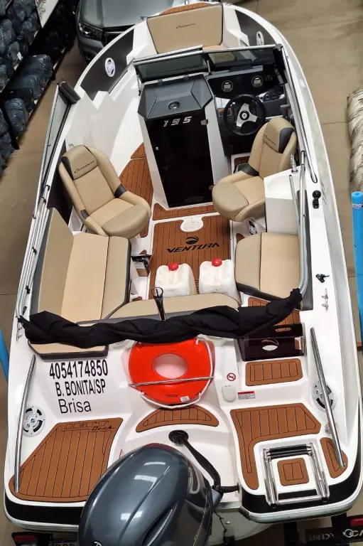 VENTURA MARINE 195 Crossover - Foto