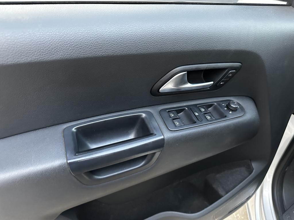 VOLKSWAGEN Amarok - Foto