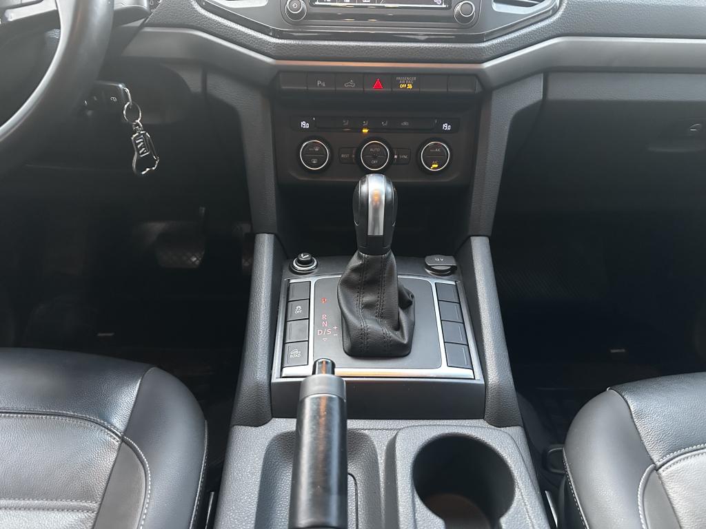 VOLKSWAGEN Amarok - Foto