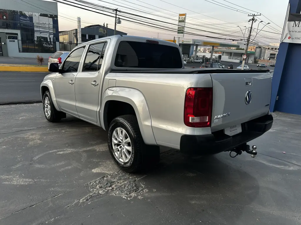 VOLKSWAGEN Amarok - Foto