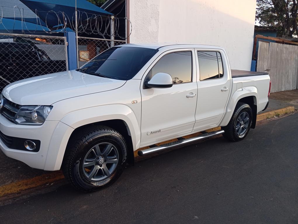 VOLKSWAGEN Amarok