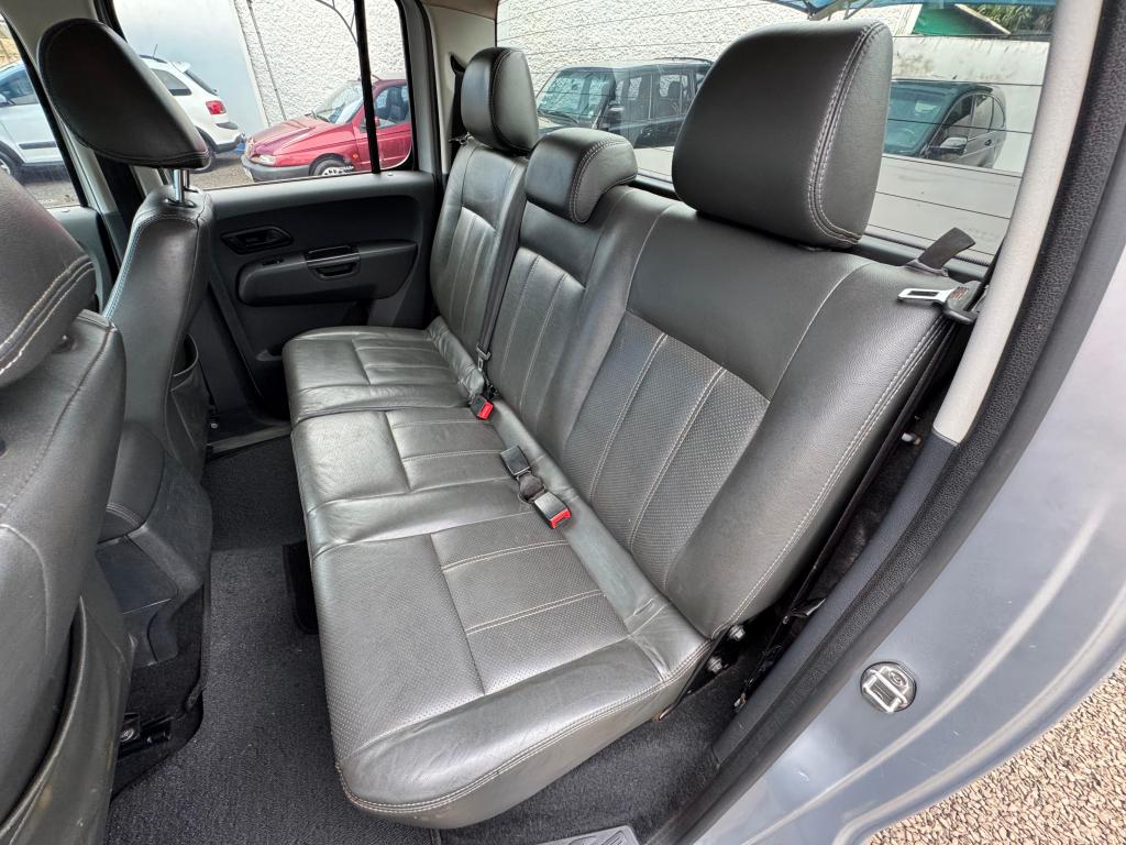 VOLKSWAGEN Amarok - Foto