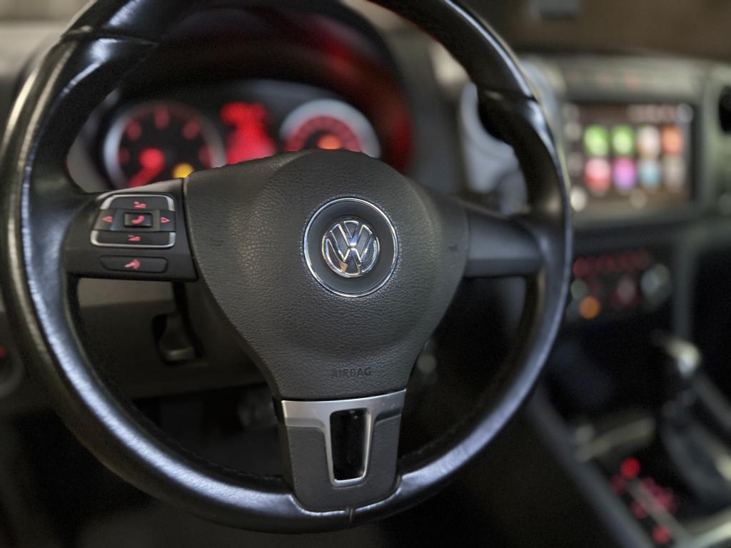 VOLKSWAGEN Amarok - Foto