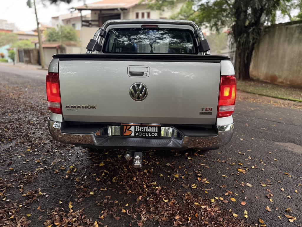 VOLKSWAGEN Amarok - Foto