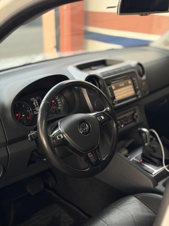 VOLKSWAGEN Amarok - Foto