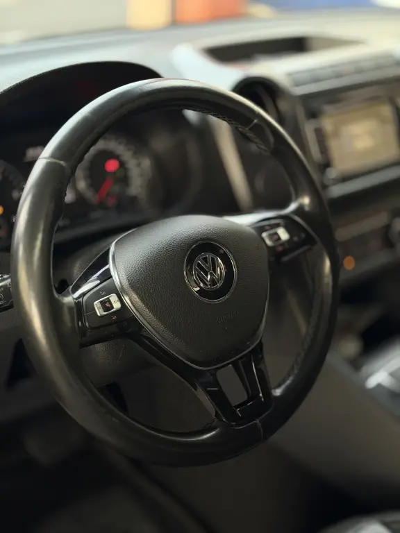 VOLKSWAGEN Amarok - Foto