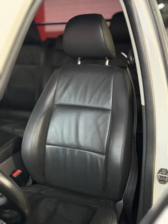 VOLKSWAGEN Amarok - Foto