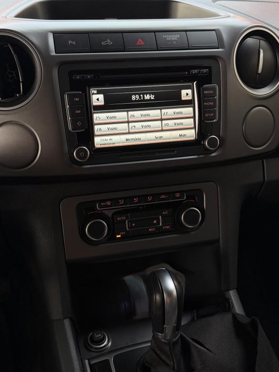 VOLKSWAGEN Amarok - Foto