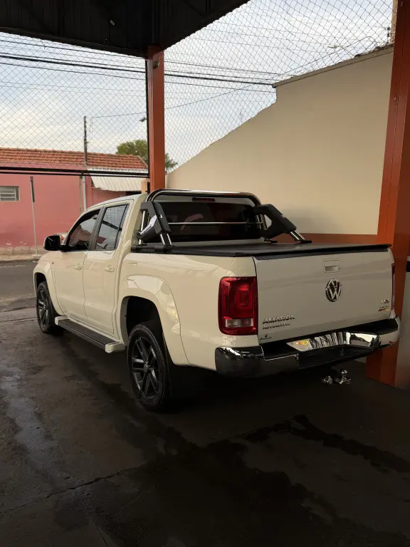 VOLKSWAGEN Amarok - Foto