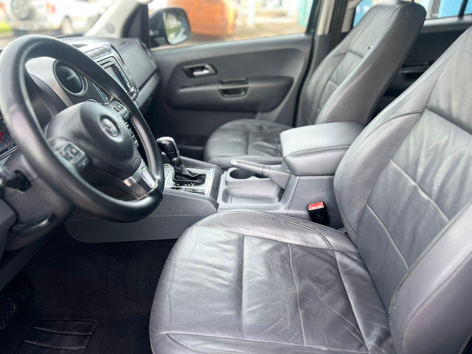 VOLKSWAGEN Amarok - Foto