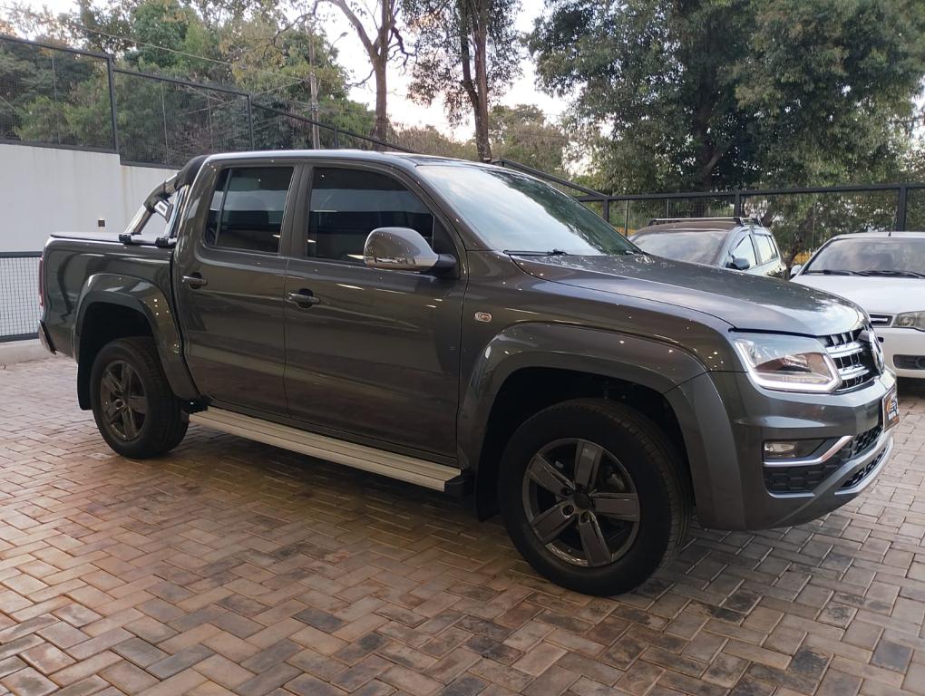VOLKSWAGEN Amarok - Foto