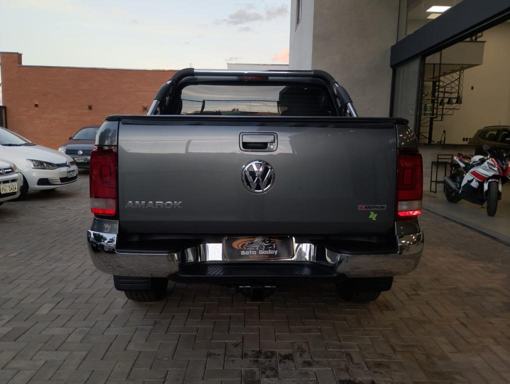 VOLKSWAGEN Amarok - Foto