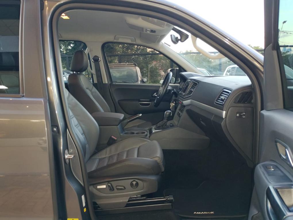 VOLKSWAGEN Amarok - Foto