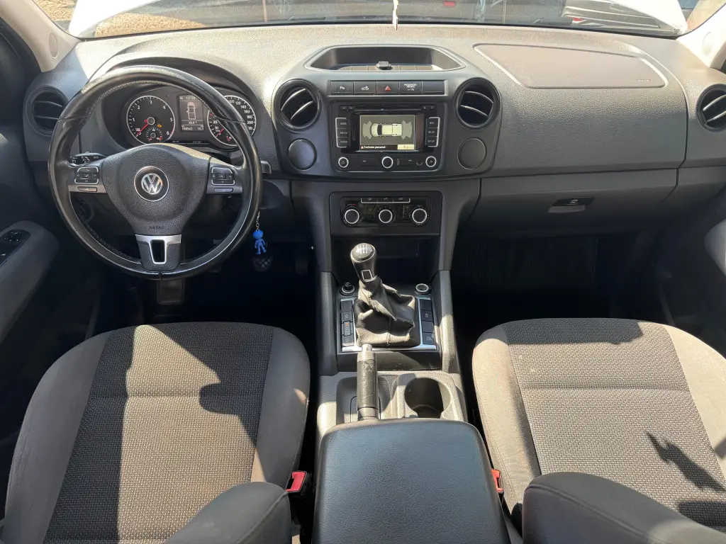 VOLKSWAGEN Amarok - Foto