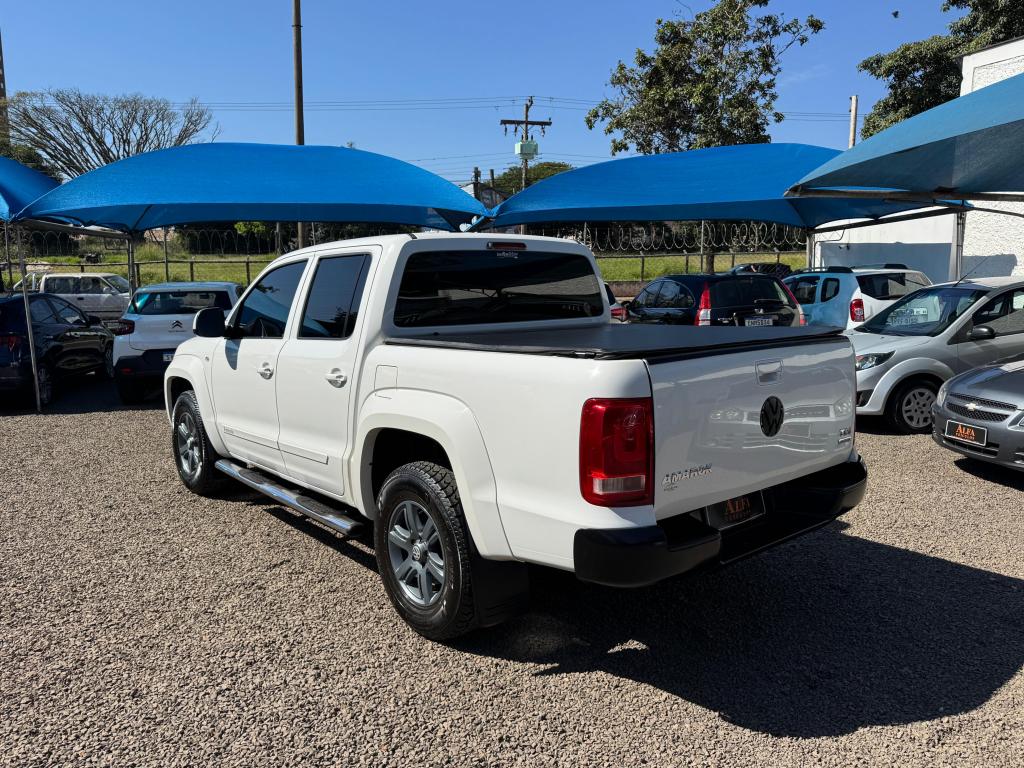 VOLKSWAGEN Amarok - Foto