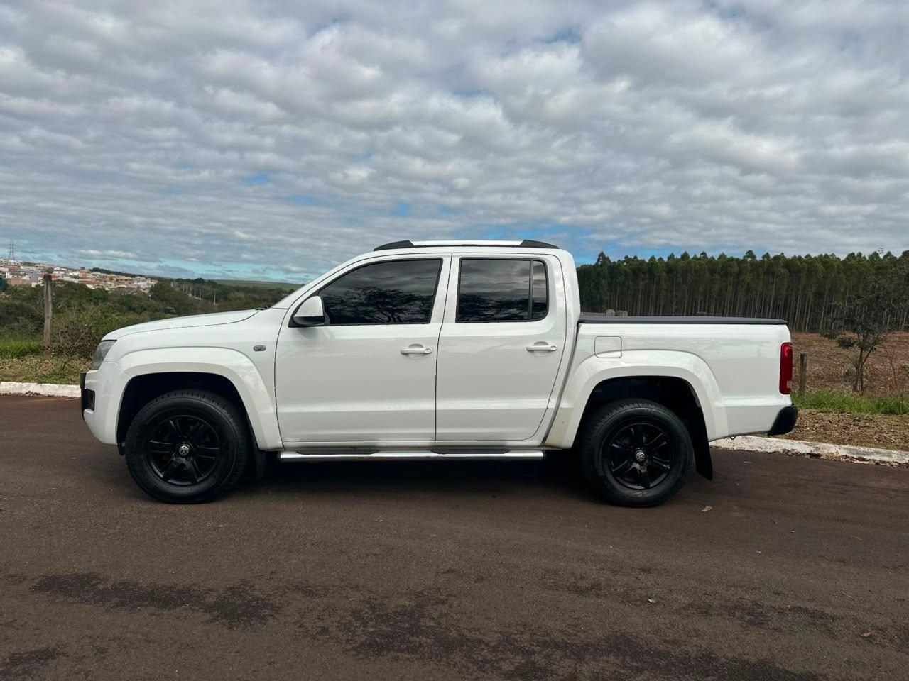 VOLKSWAGEN Amarok