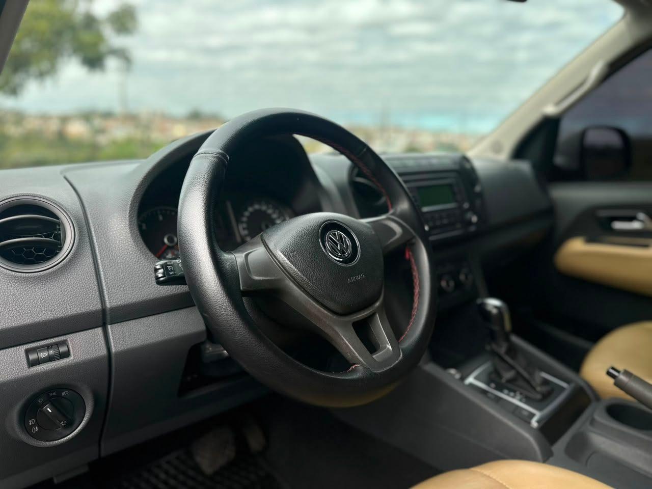 VOLKSWAGEN Amarok - Foto