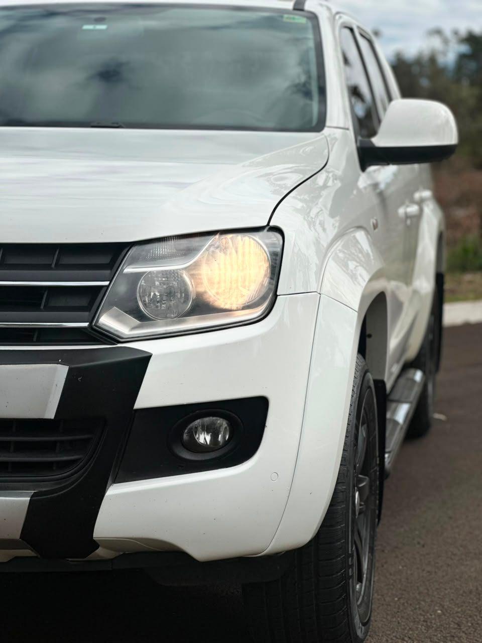 VOLKSWAGEN Amarok - Foto