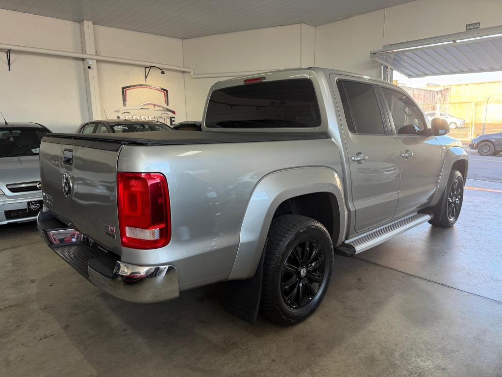 VOLKSWAGEN Amarok - Foto