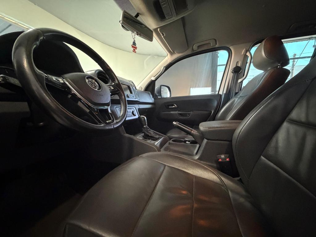 VOLKSWAGEN Amarok - Foto