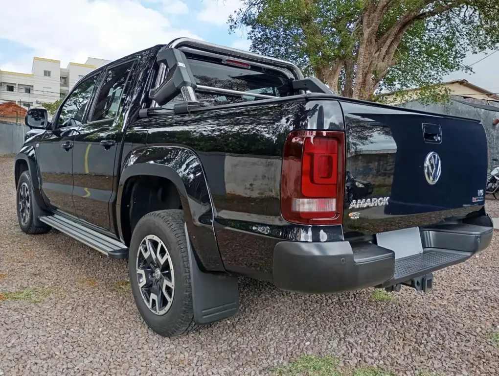 VOLKSWAGEN Amarok - Foto