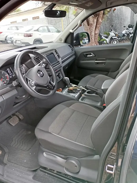 VOLKSWAGEN Amarok - Foto